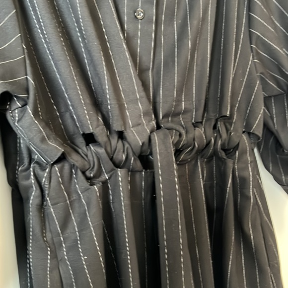 Unique black pin-striped shirt dress from contemporary Italian brand Chepè - Picture 4 of 5